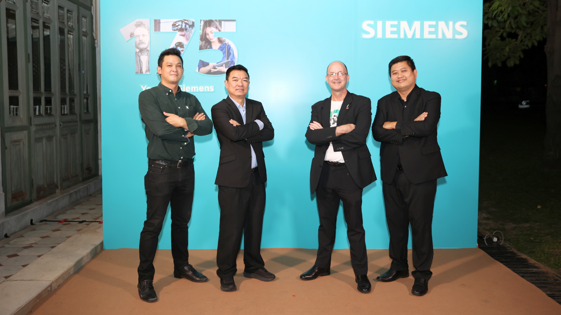 SIEMENS PLC and HMI partner